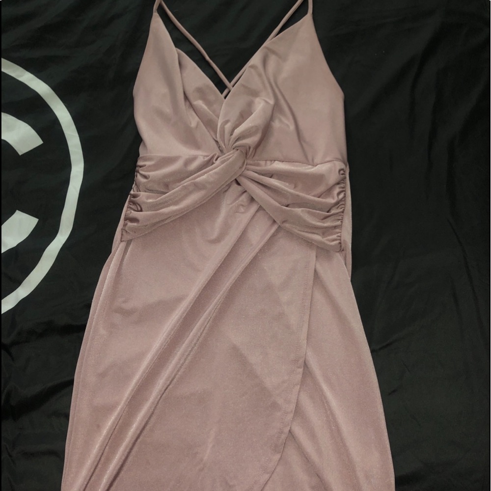 Super cute midi silky pink dress